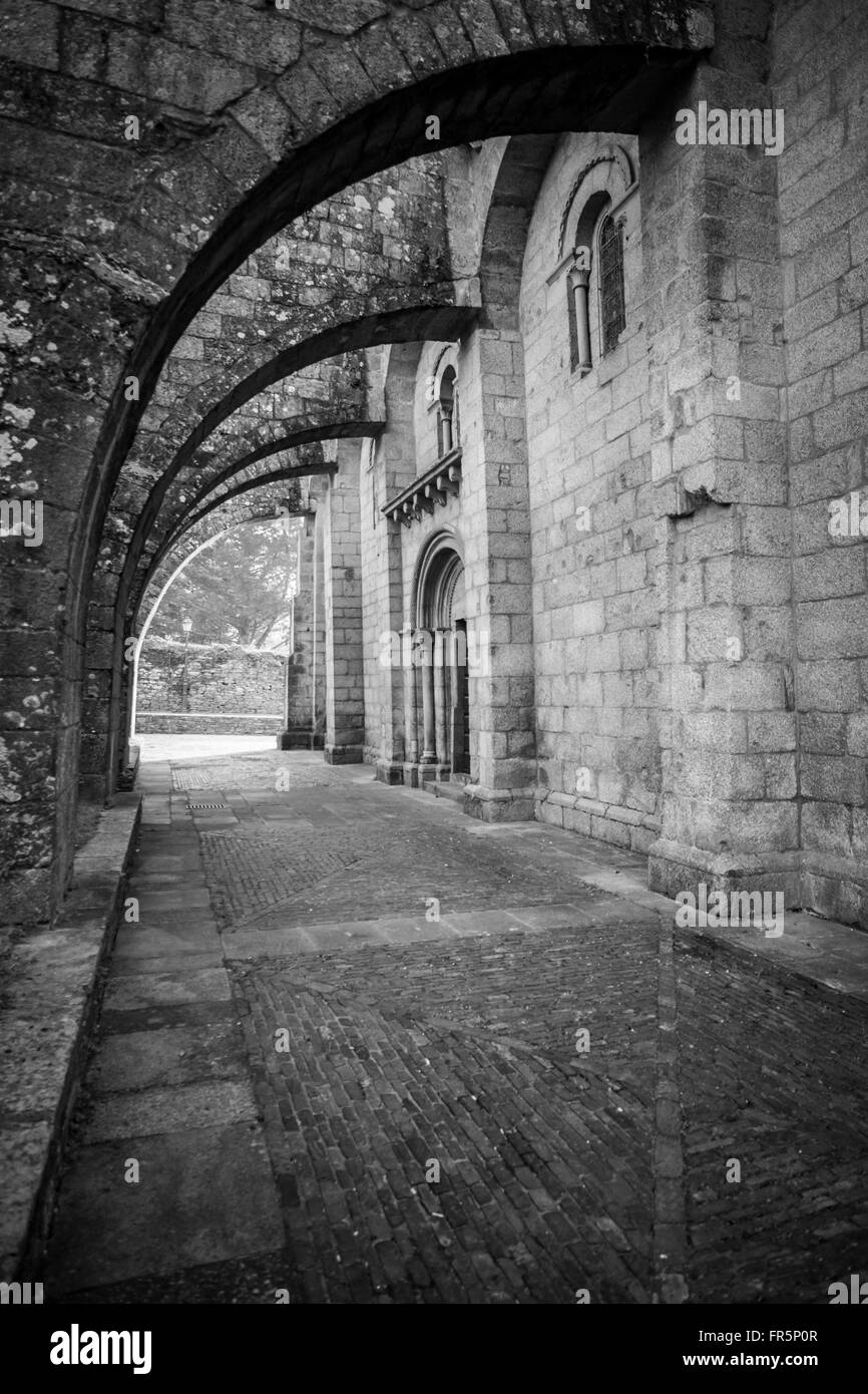 Santa María la Real Colegiata n Sar. Style roman siècle XII. Santiago de Compostela. Banque D'Images