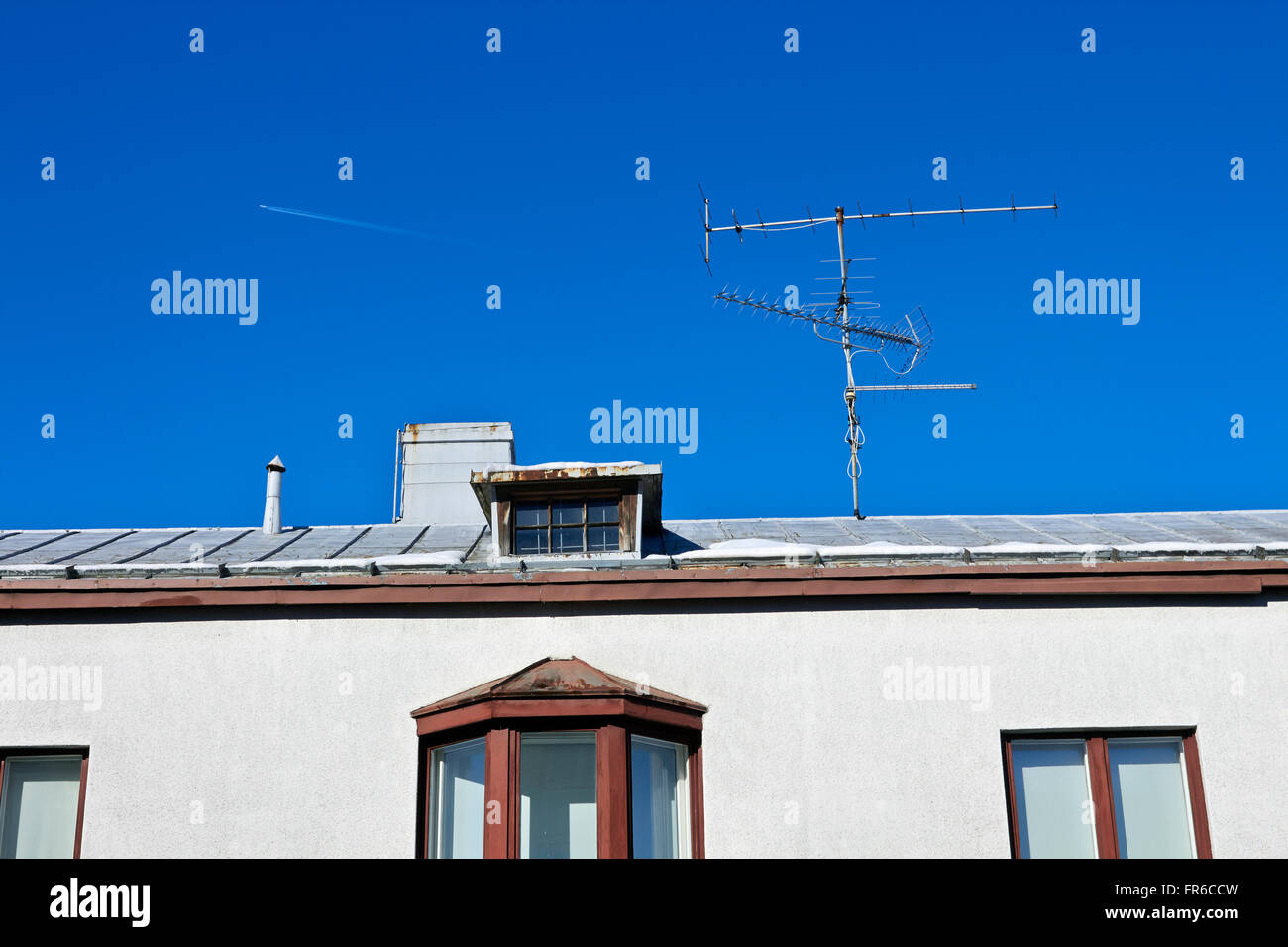 Antennes contre le ciel bleu Banque D'Images