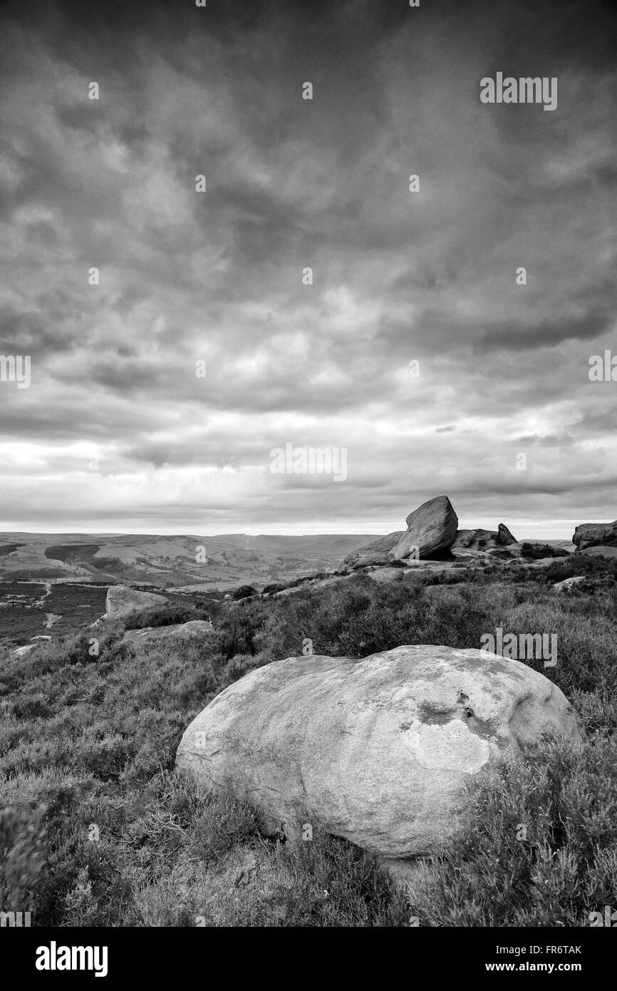 Jour nuageux dans le parc national de Peak District. Banque D'Images
