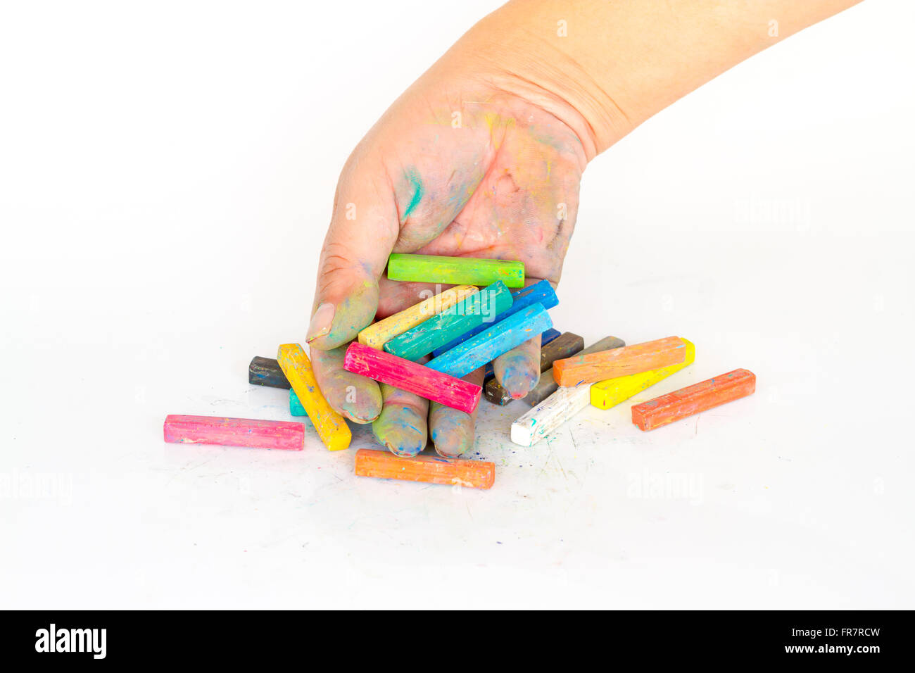 Avec une craie sale main dans la main pour fixer les pastels Dessin Art  Scrap Booking Photo Stock - Alamy