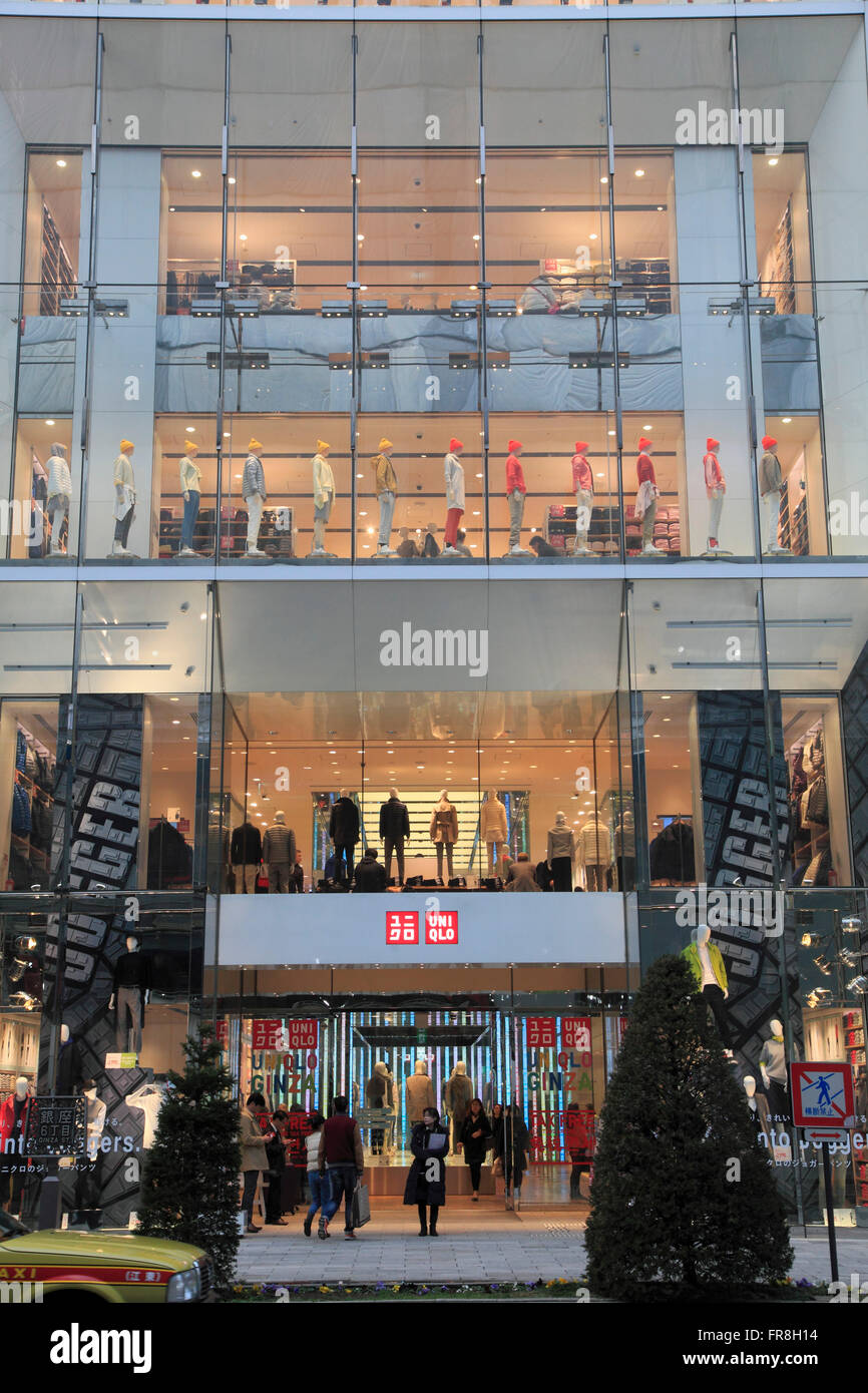 Japon, Tokyo, Ginza, Uniqlo, shop, shopping, les gens Photo Stock - Alamy