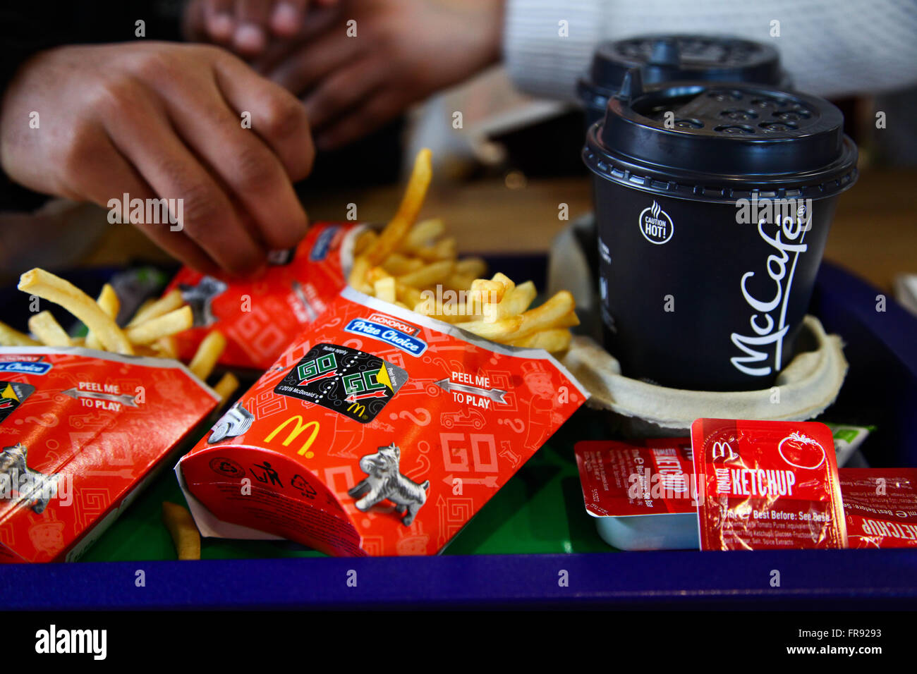 Copeaux de frites Mcdonalds McCafe boisson chaude au Mcdonalds Banque D'Images