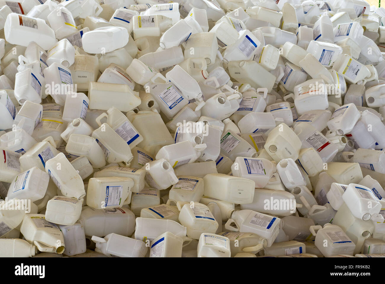 L'emballage des pesticides utilisés en zone rurales agricoles du Costa Rica - Mato Grosso do Sul Banque D'Images