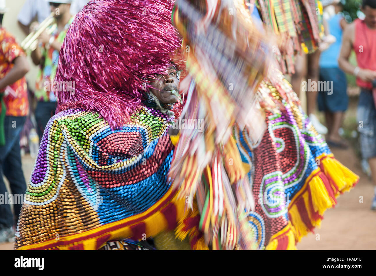 Présentation du groupe Cambinda Maracatu brésilien Maracatu Rural le parti Banque D'Images