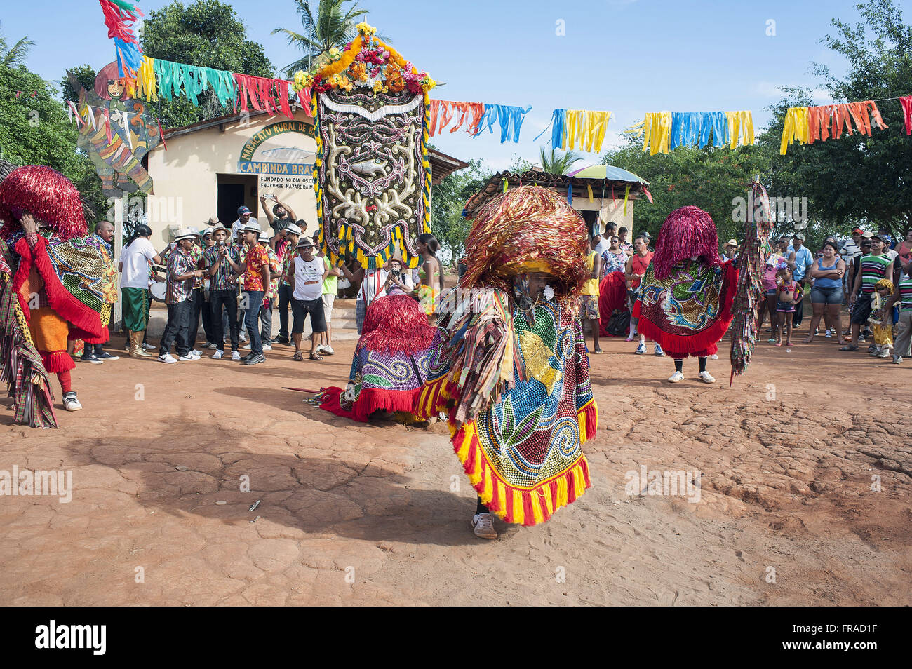 Présentation du groupe Cambinda Maracatu brésilien Maracatu Rural le parti Banque D'Images