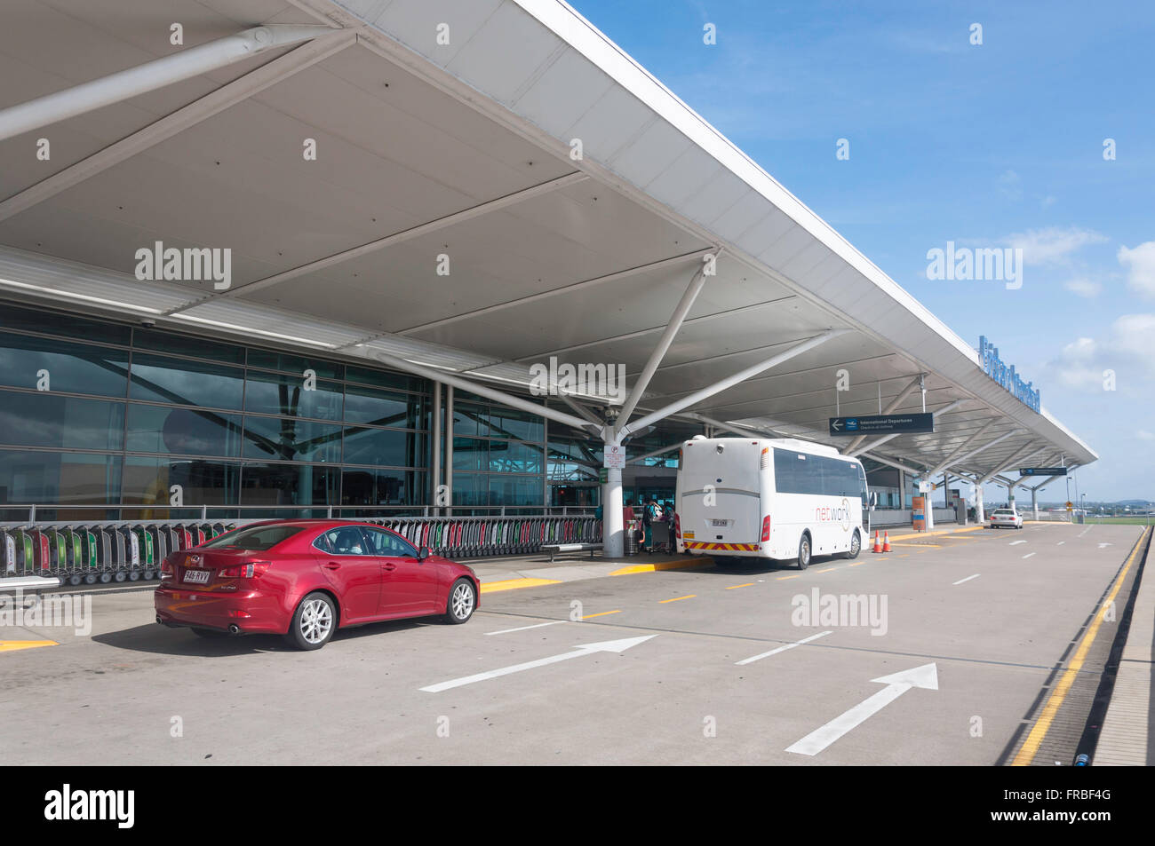Terminal de départ, l'Aéroport International de Brisbane, banlieue de l'aéroport de Brisbane, Brisbane, Queensland, Australie Banque D'Images