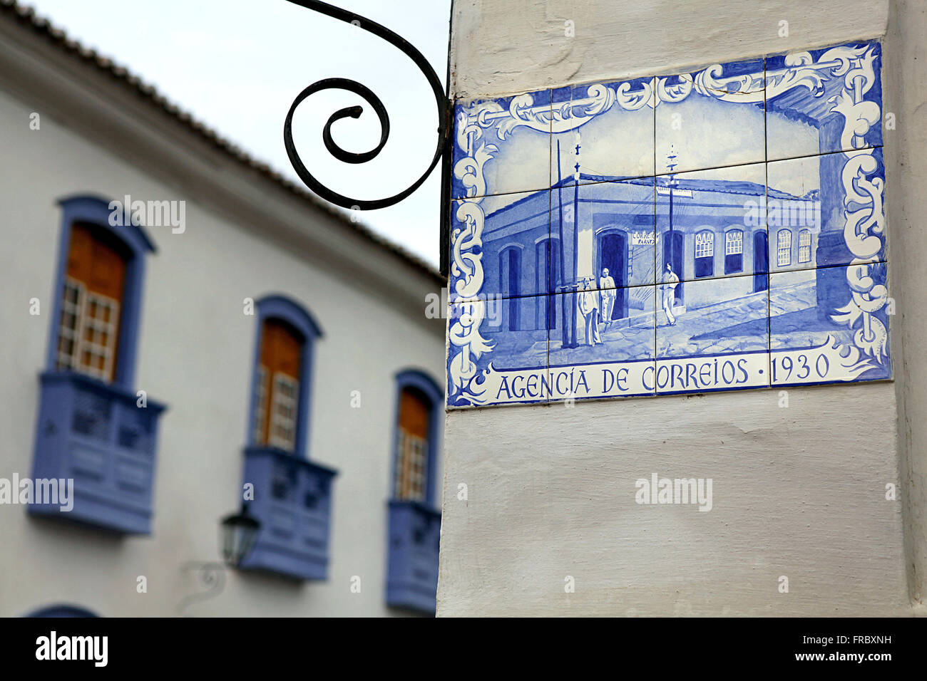 Détail de l'Office des Postes et de tuiles maisons coloniales de Parati Banque D'Images