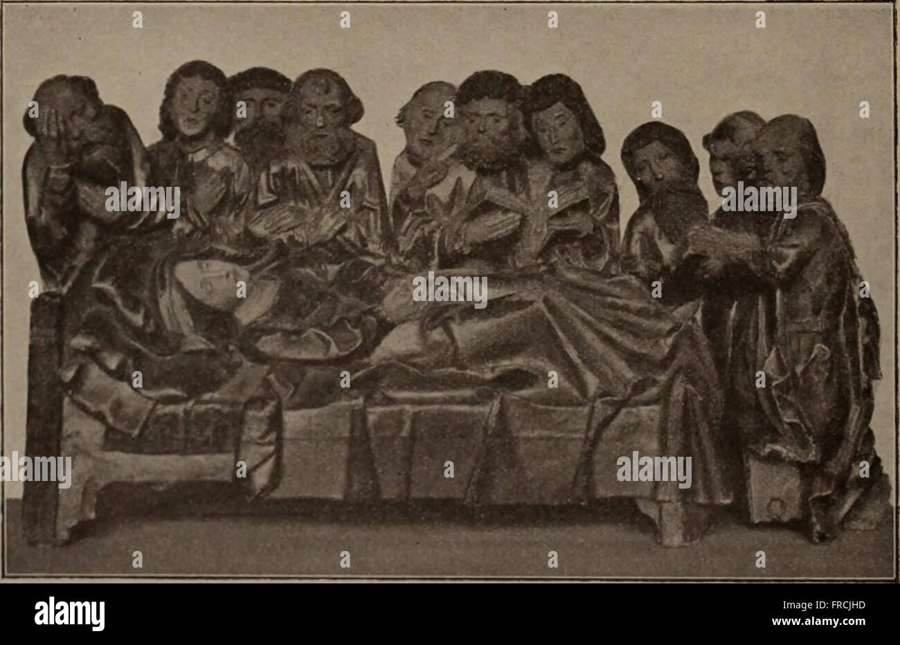 La Galerie de Portraits et autres tableaux anciens (1900) présente une collection de portraits et de peintures de différentes périodes historiques, mettant en valeur les styles et techniques artistiques des siècles passés. Banque D'Images