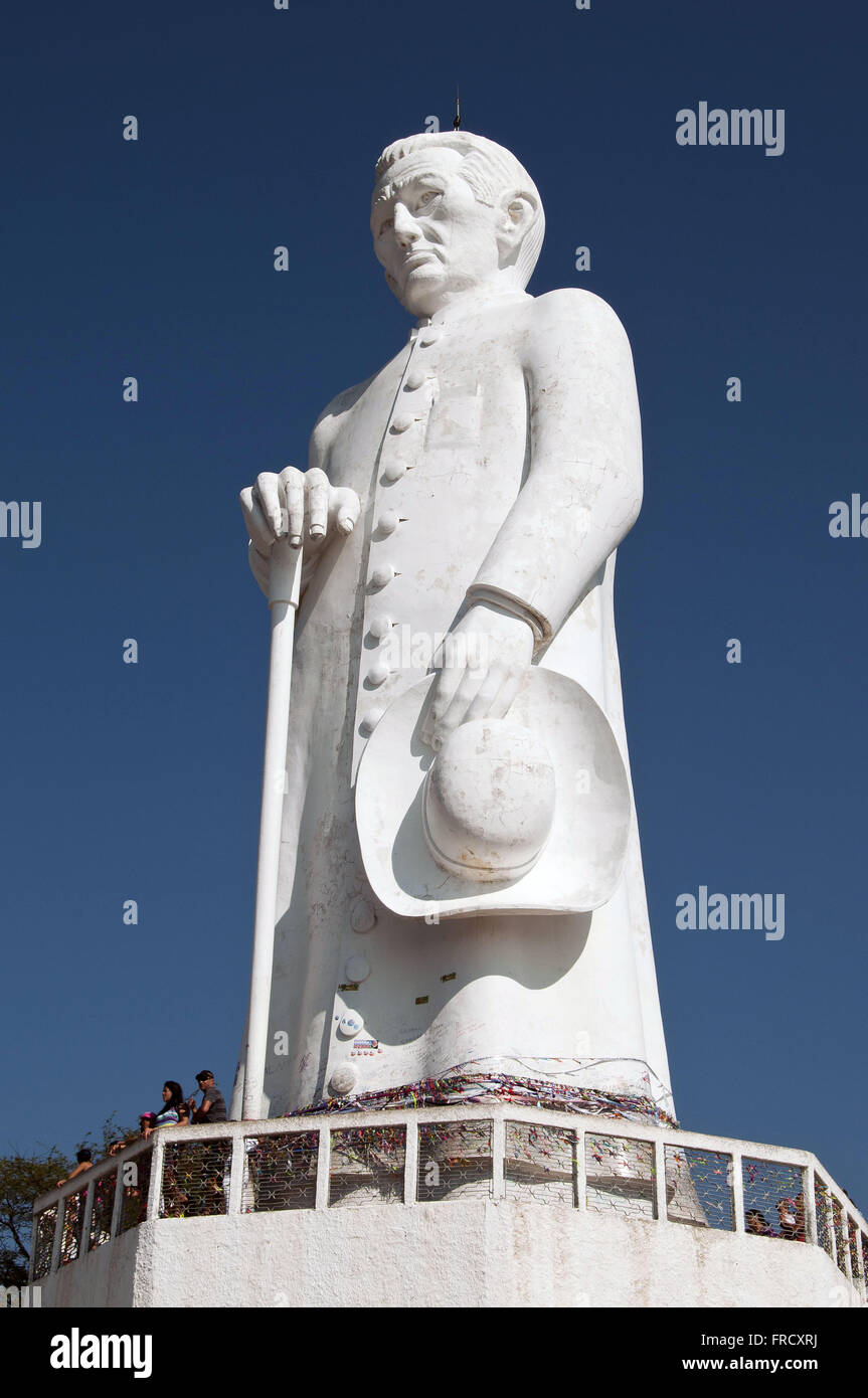 Statue de Padre Cicero, sur la colline, dans la ville de jardin de Juazeiro Banque D'Images