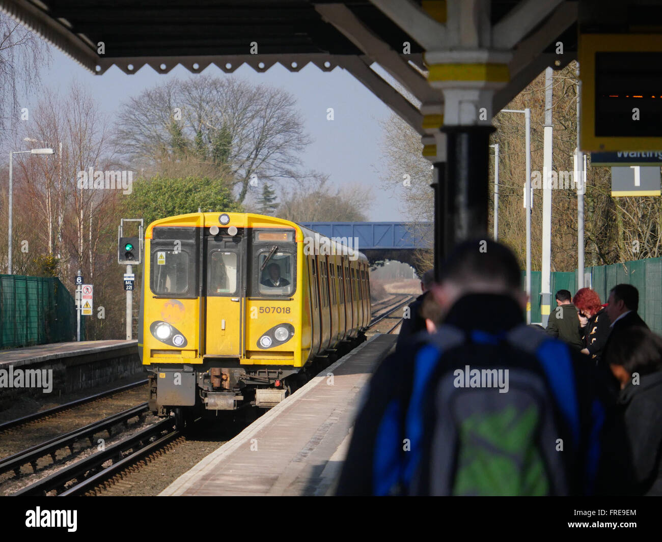 La station de Maghull. À la station de train Merseyrail. Banque D'Images