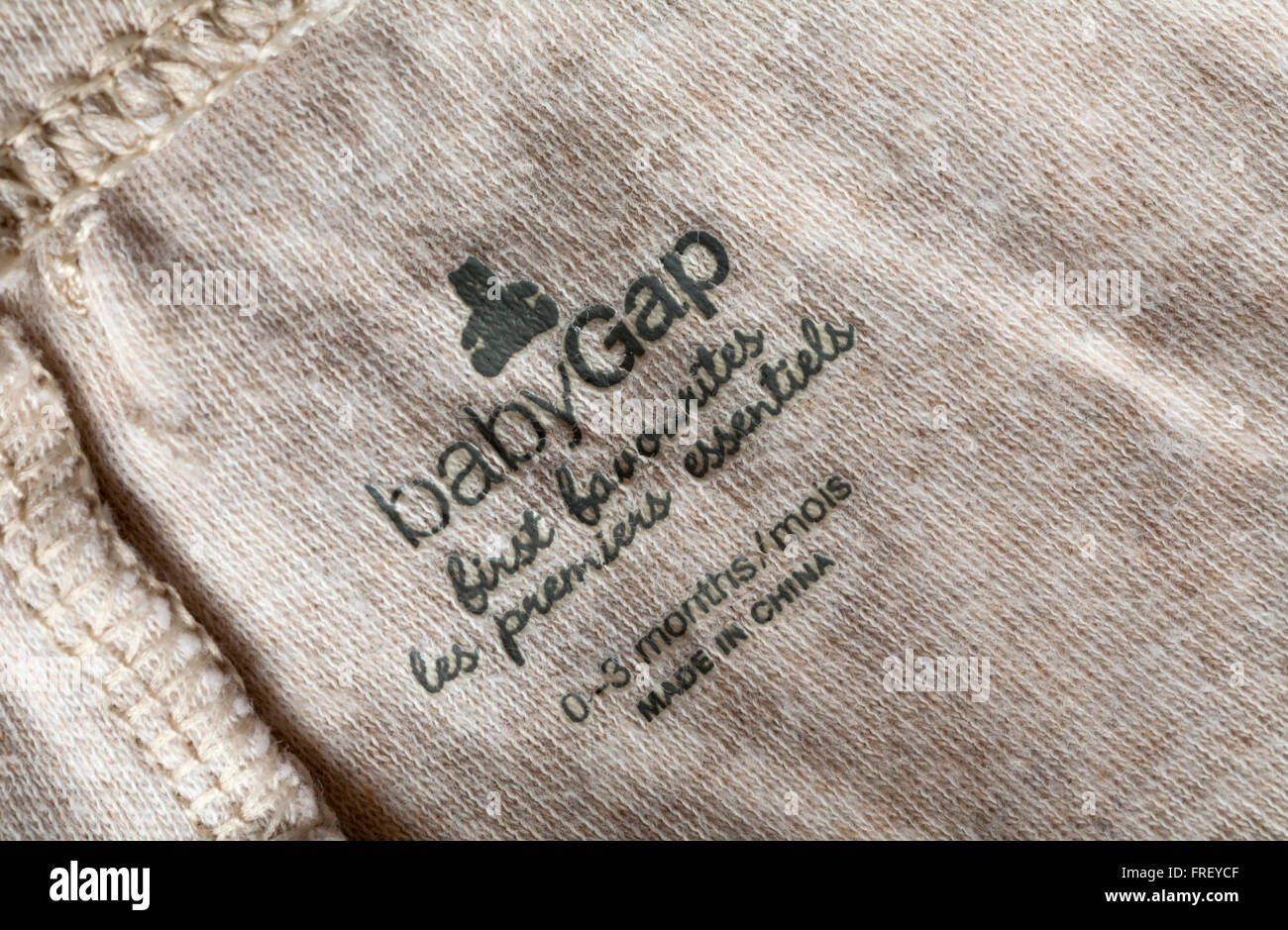 BabyGap fabriqué en Chine dans le cachet du vêtement leggings pour bébé 0-3 mois Banque D'Images
