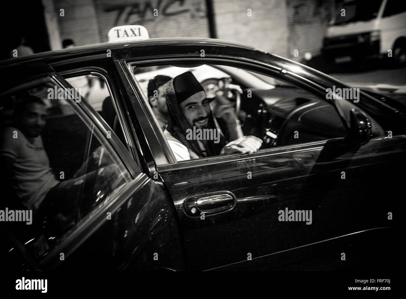 Histoire d'un artiste Hip-Hop syrien - 23/06/2015 - Liban / Beyrouth - Assasi doit se rendre à la sécurité générale libanaise min Banque D'Images