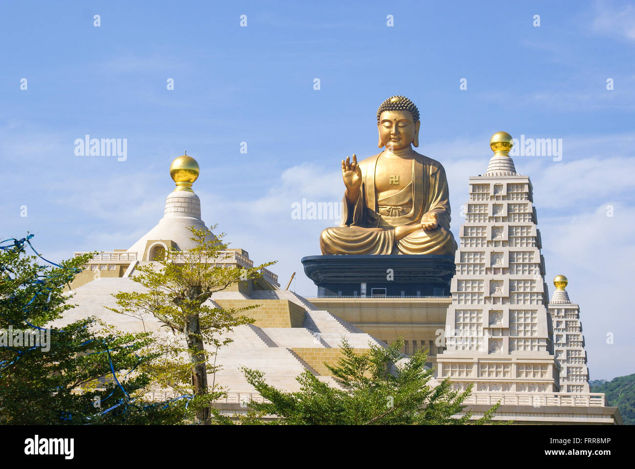 Kaohsiung, Taiwan - Août 3,2017 - la statue du Bouddha géant à Fo Guang Shan Banque D'Images
