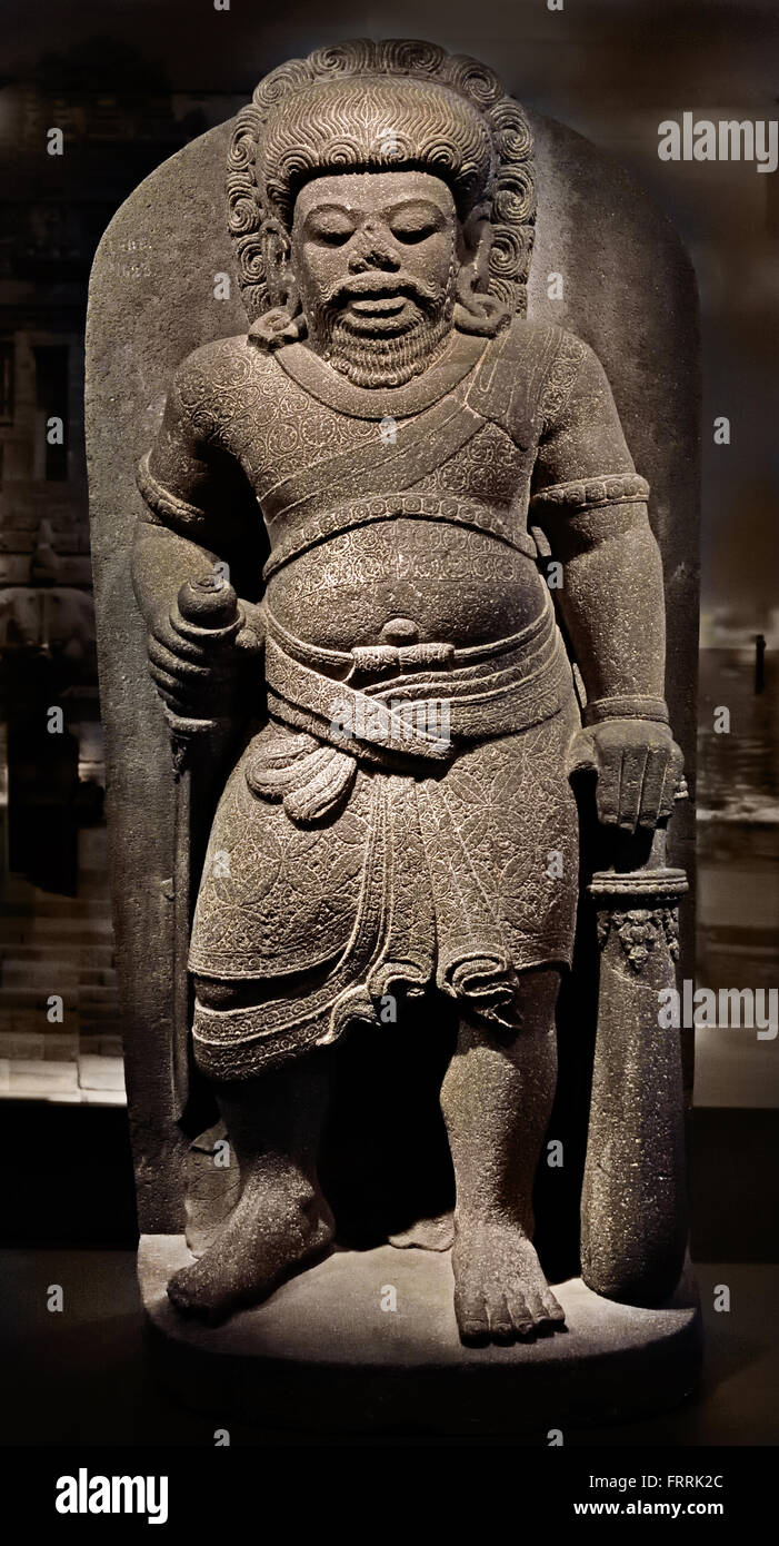 Mahakala gardien de résidence Shiva sur le mont Kailasa il est surveillé. La figure satanique, qui montre les éléments destructeurs de la personnalité de Siwa 1275-1300 - hindou Singosari bouddhiste (Singhasari) Javanais royaume médiéval (1222-1292 ) Java Indonésie Indonesian Banque D'Images
