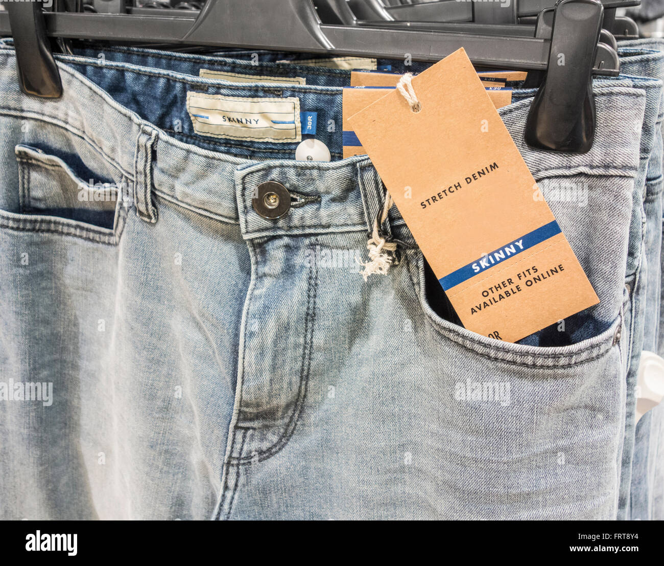 Jean moulant Banque de photographies et d’images à haute résolution Alamy