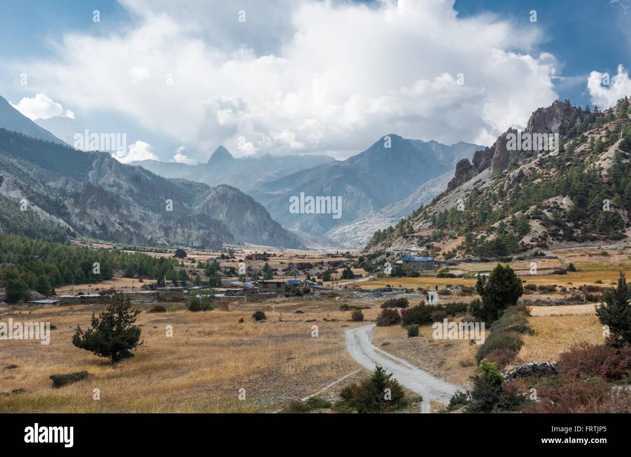Construction traditionnelle en pierre village de Braga Photo Stock Alamy