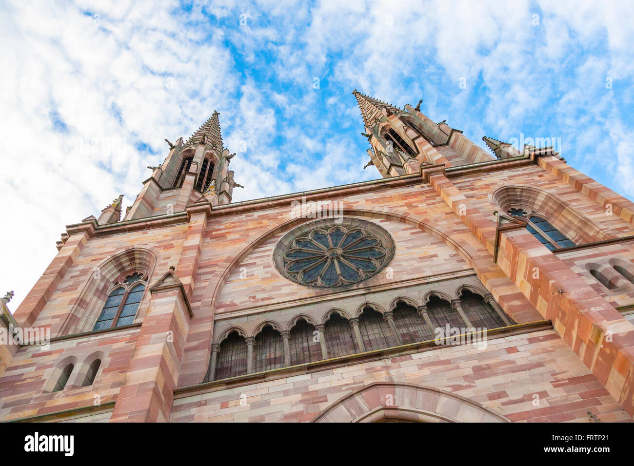 Façade Saint Pierre et Saint Paul Church, à Obernai, Bas-Rhin Alsace France Banque D'Images