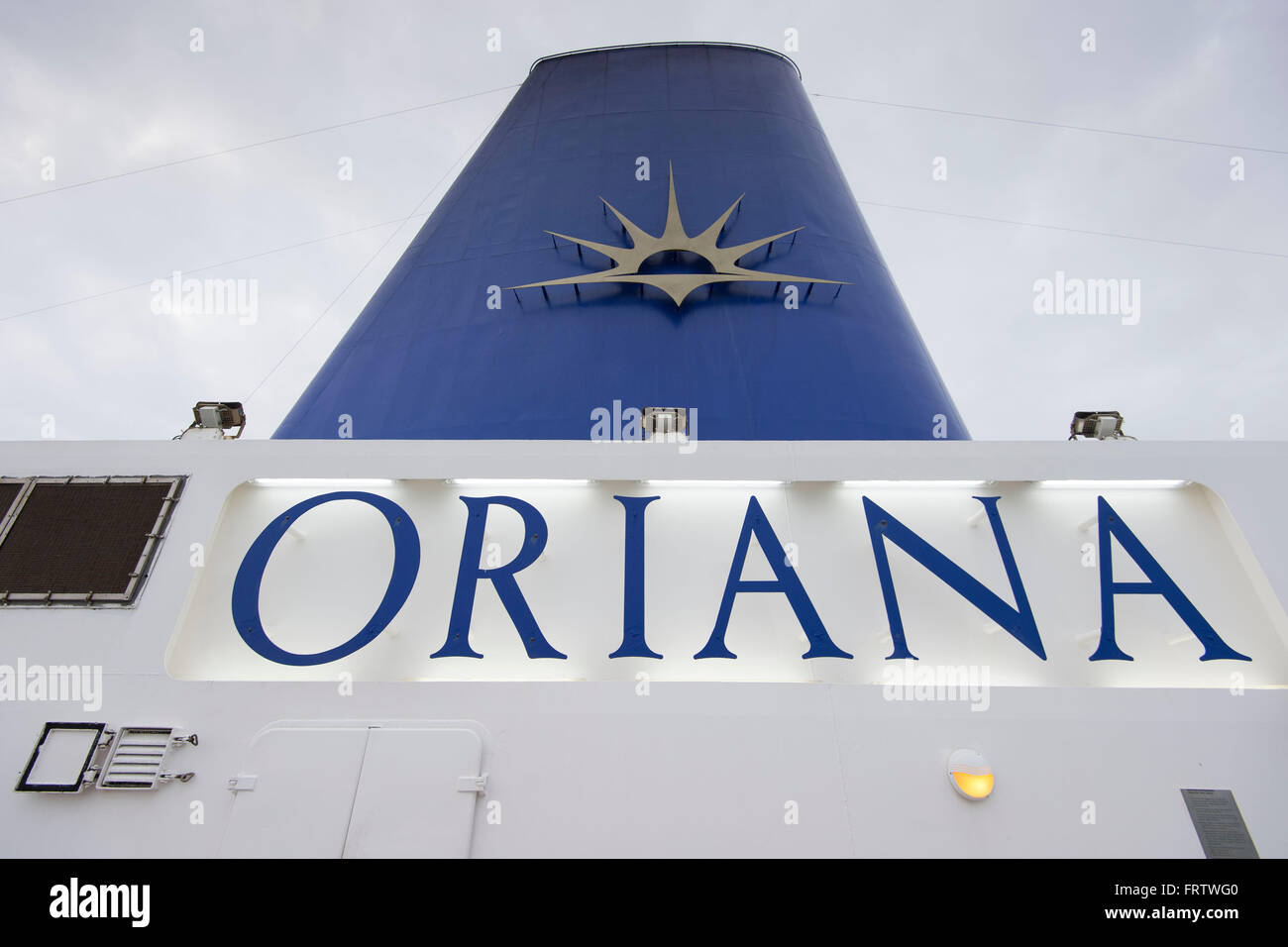 L'Oriana P&O cruise ship cheminée entonnoir. Banque D'Images