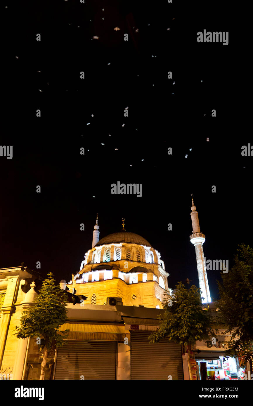 Vue de nuit sur la Mosquée Cami de Laleli, Istanbul, Turquie Banque D'Images