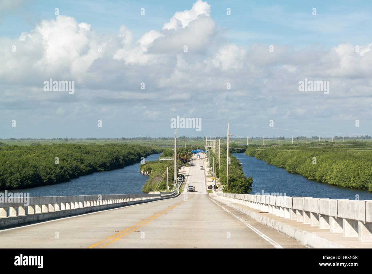 Son des cartes de péage routier à partir de pont, route de Key Largo, Florida Keys à Miami, USA Banque D'Images
