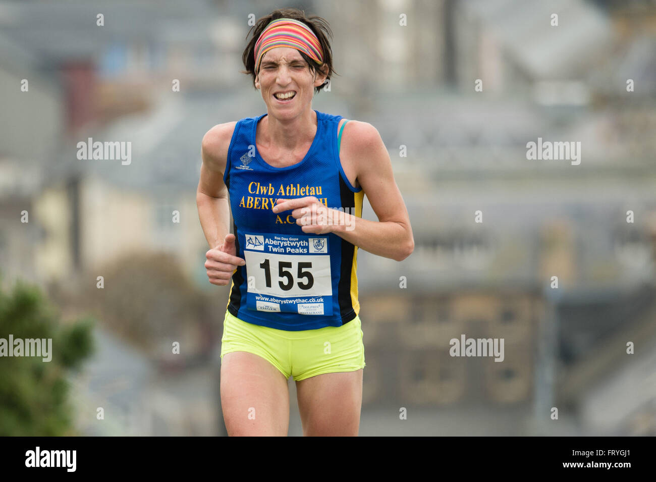 PHOTO : LAUREN JESKA exécuté dans l'Aberystwyth Twin Peak course le 06 octobre 2013 Lauren Jeska est accusé d'essayer de tuer de hauts officiels de l'athlétisme britannique et ex-star du rugby anglais Ralph Knibbs . Elle a été accusé de tentative de meurtre et en blessant deux autres avec l'intention, à l'Alexander Stadium de Birmingham le mardi 22 mars Crédit : Keith morris/Alamy Live News Banque D'Images