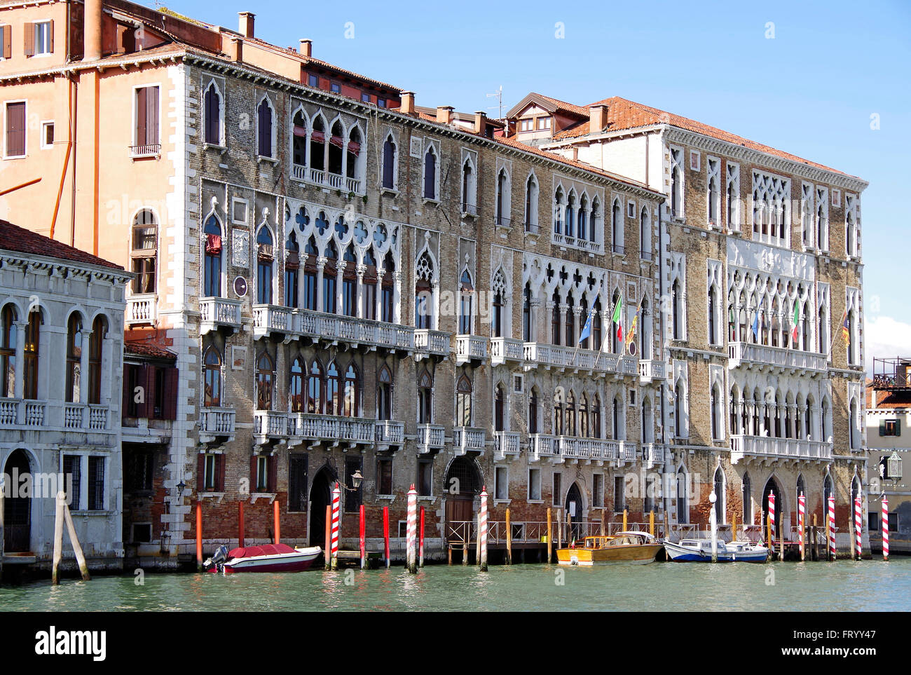 Italie Venise, Ca' Foscari et Palazzi Giustinian Banque D'Images