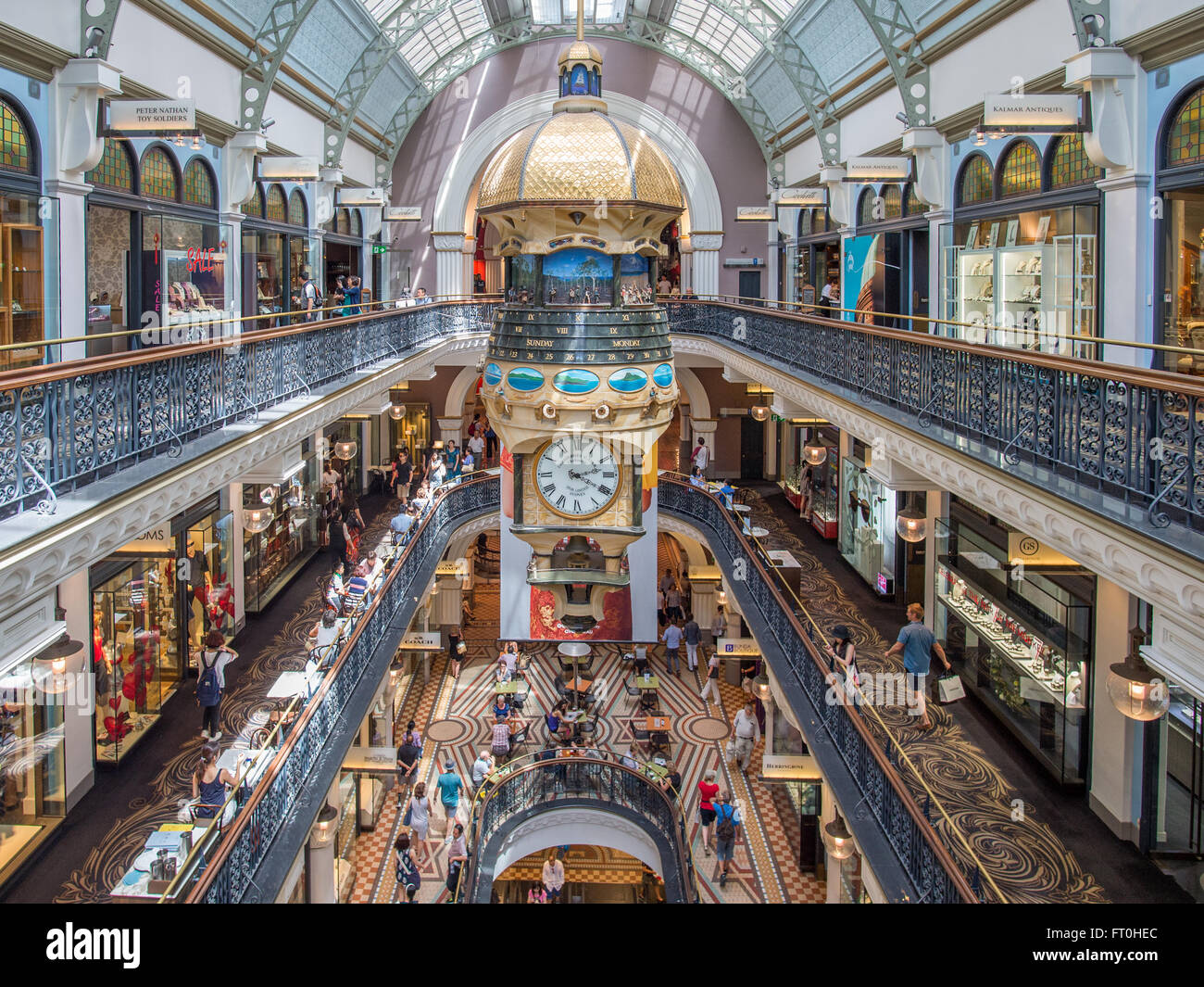 Le Queen Victoria Building est un centre commercial historique et