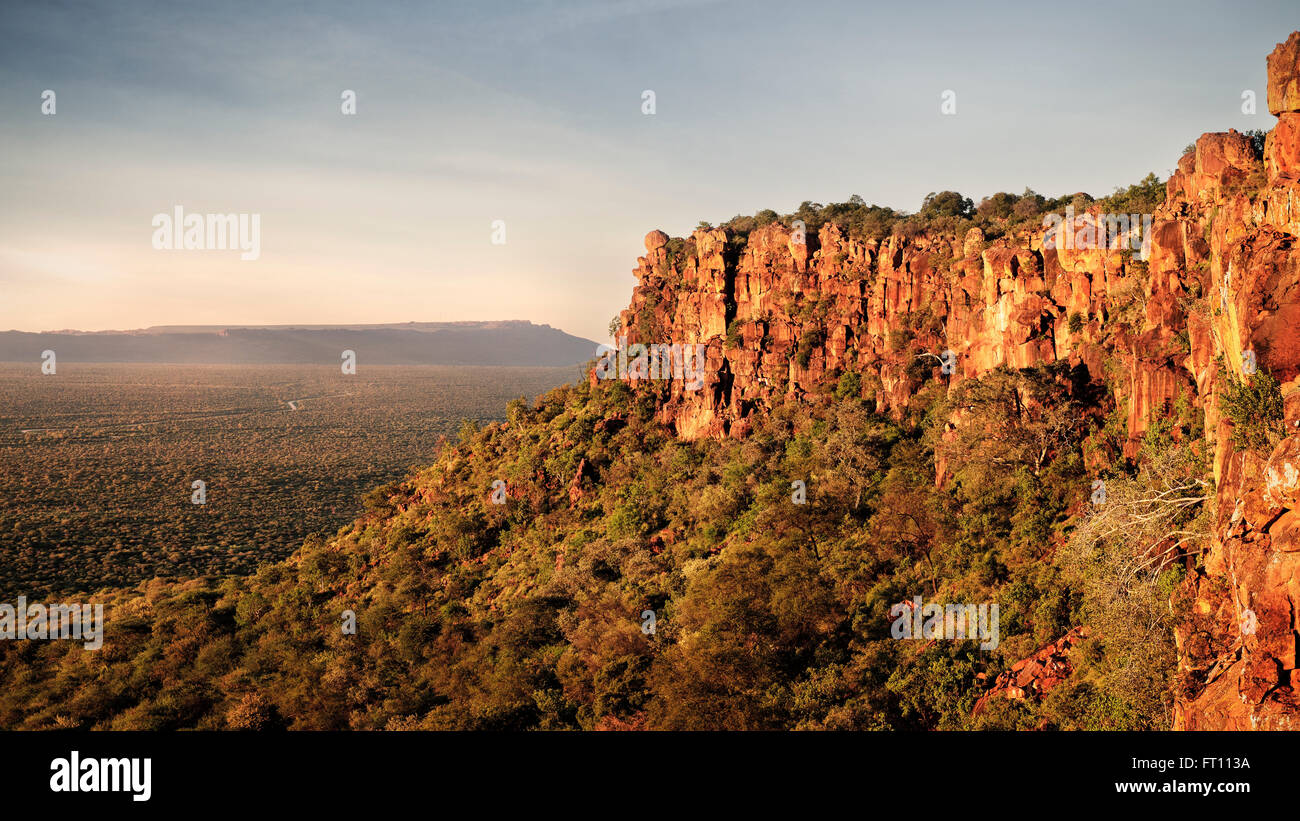 Le Waterberg montage sur table et le paysage environnant, Réserve nationale de Waterberg, Namibie, Afrique Banque D'Images