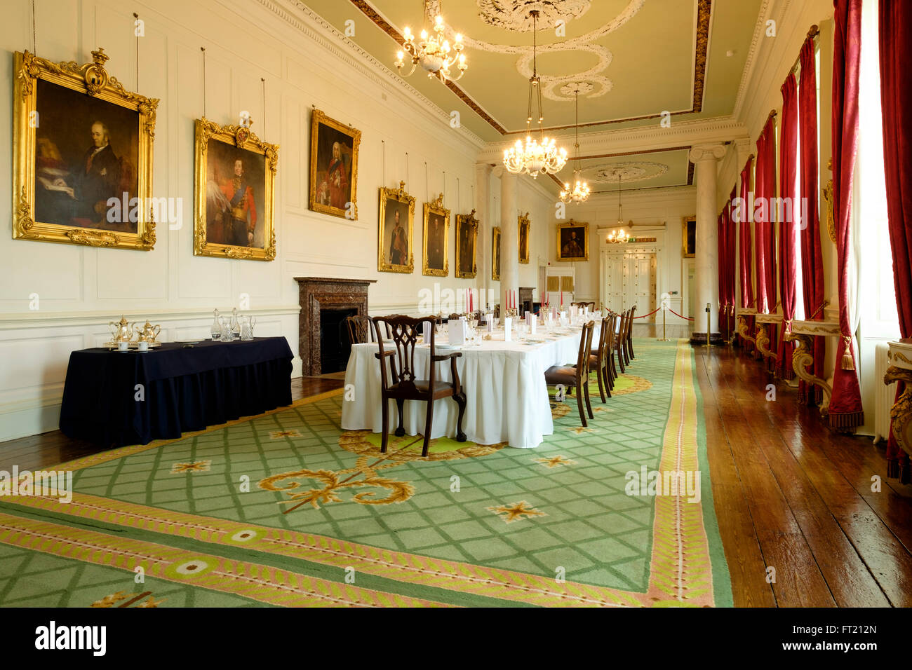 La salle à manger d'État, le château de Dublin, Dublin, République d'Irlande, Europe Banque D'Images