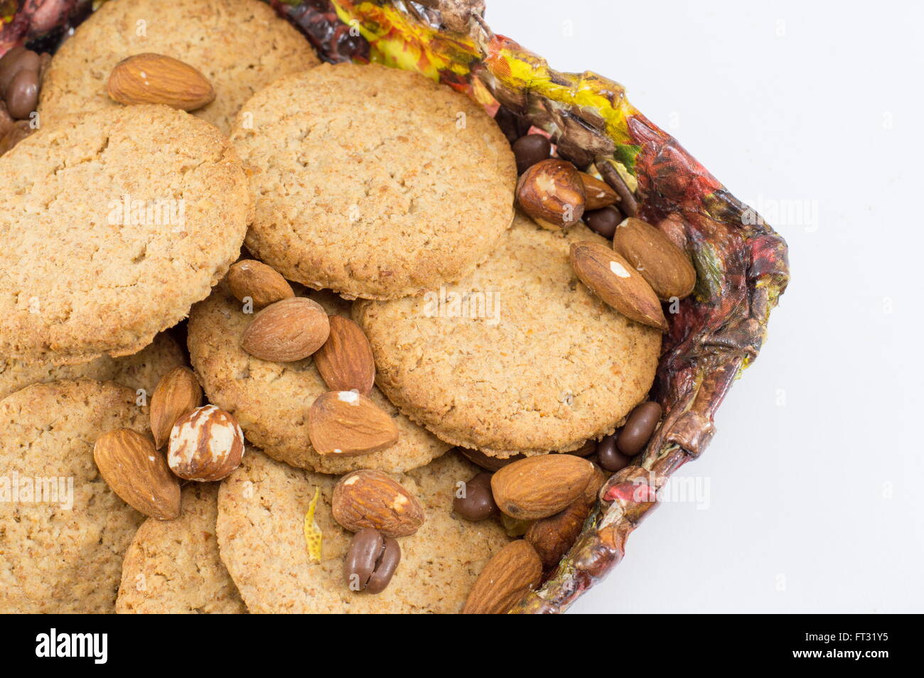Bande de partie intégrante des cookies avec des amandes fraîches Banque D'Images