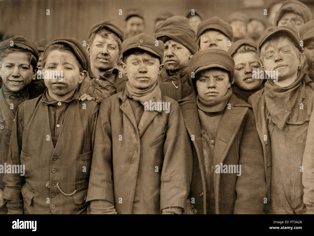 Portrait de jeunes garçons, disjoncteur Pittston, Pennsylvania, USA, vers 1911 Banque D'Images