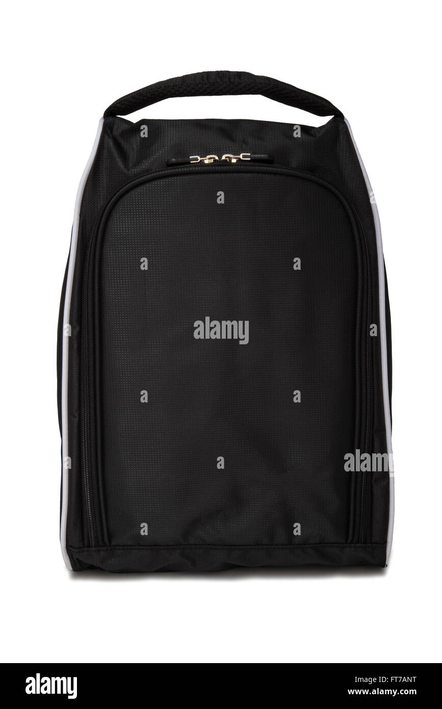 Chaussures de golf, sac de voyage de couleur noire sur fond blanc Banque D'Images