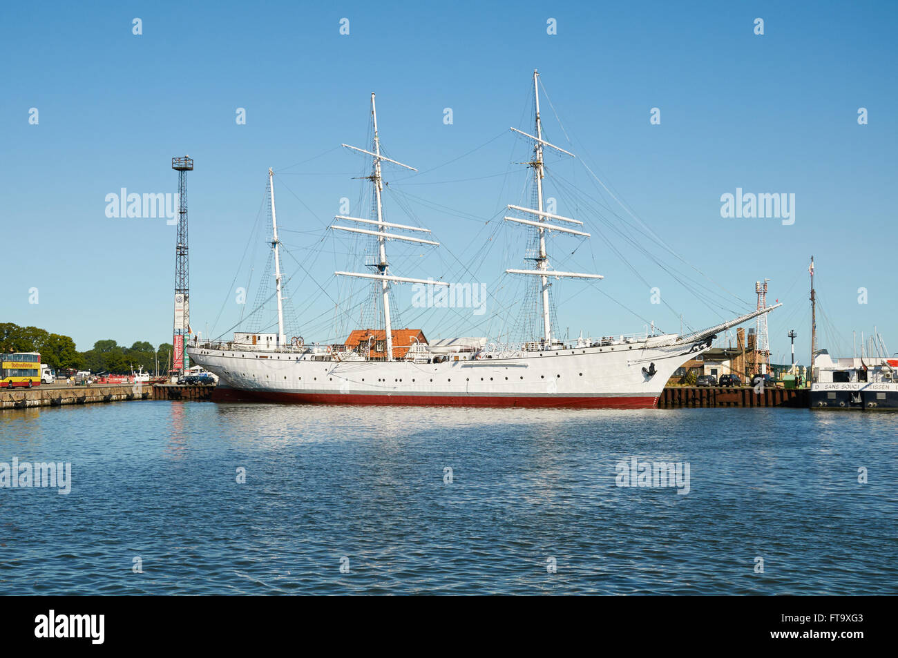 STRALSUND, ALLEMAGNE - 13 août 2015 : voile de bateau Gorch Fock I à la mer baltique de Stralsund Banque D'Images