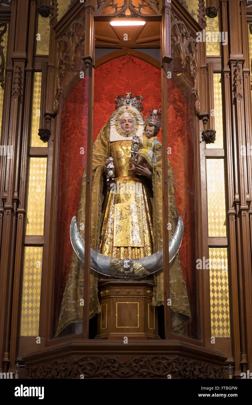 Marie avec son enfant Jésus, chapelle latérale dans la Cathédrale de San Cristóbal de La Laguna, Tenerife, Canaries, Espagne Banque D'Images