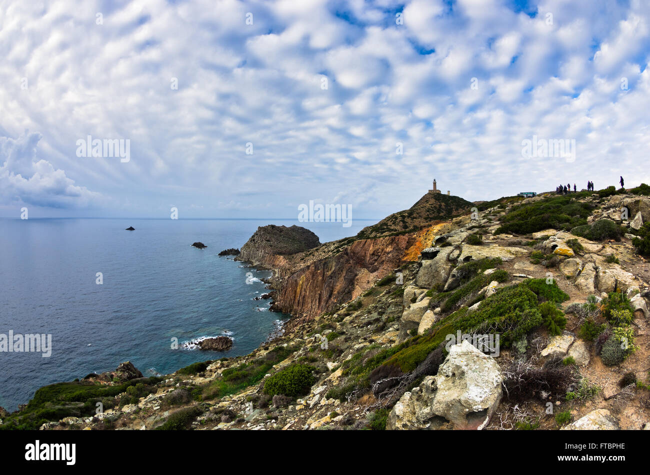 Phare de Capo Sandalo sur la côte ouest de l'île de San Pietro, en Sardaigne Banque D'Images
