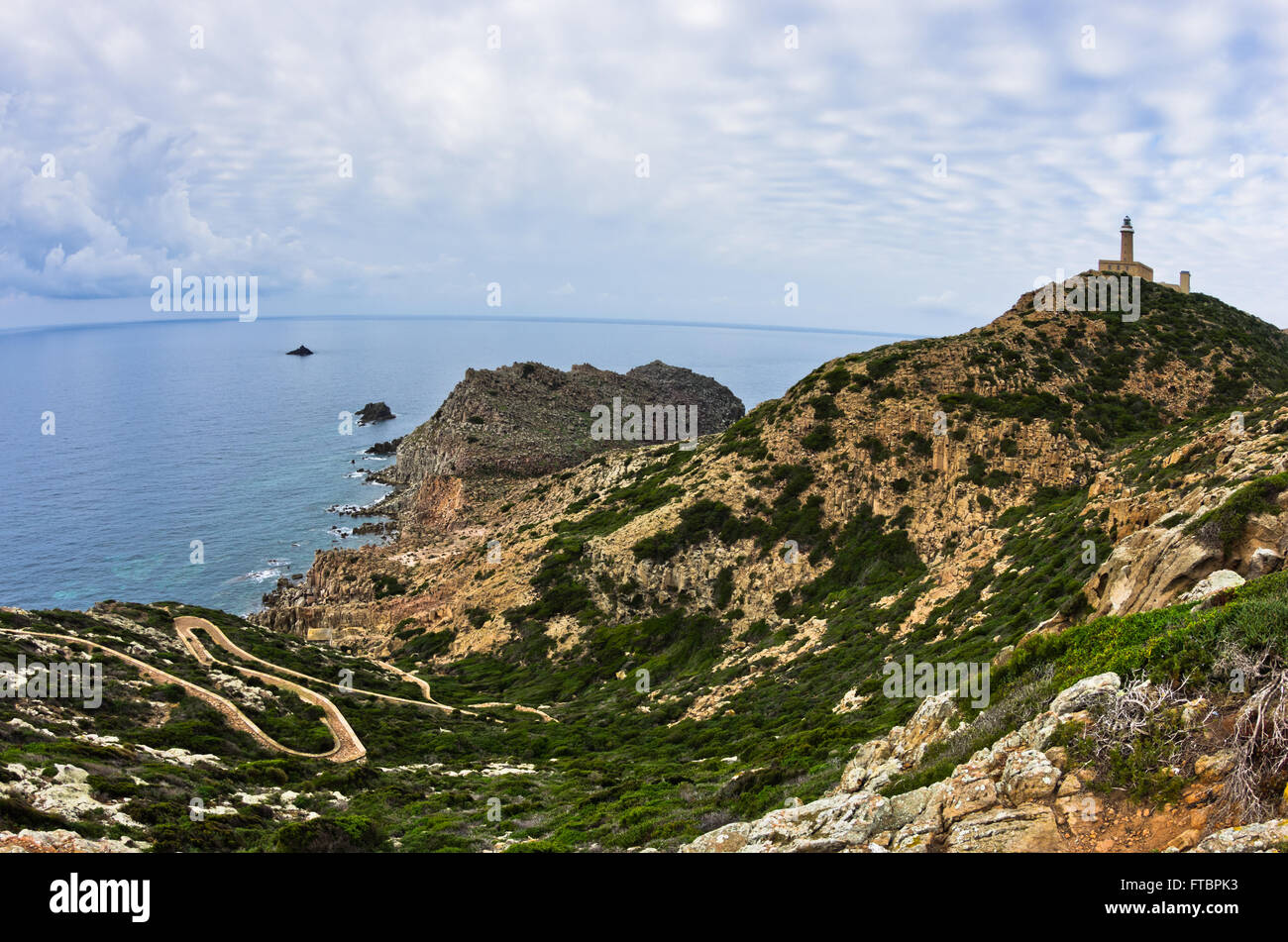 Phare de Capo Sandalo sur la côte ouest de l'île de San Pietro, en Sardaigne Banque D'Images