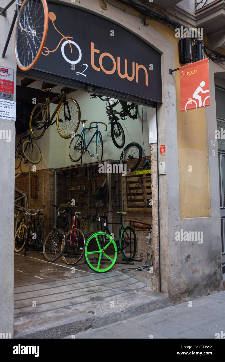 L'extérieur de l'O2 Spécialiste de la ville de Barcelone Espagne cycle shop Banque D'Images
