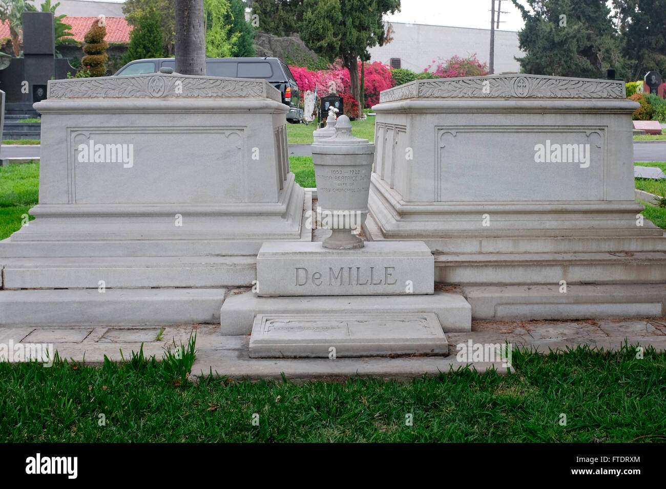 Tombe de Cecil B Demille dans Hollywood Forever Cemetery Banque D'Images