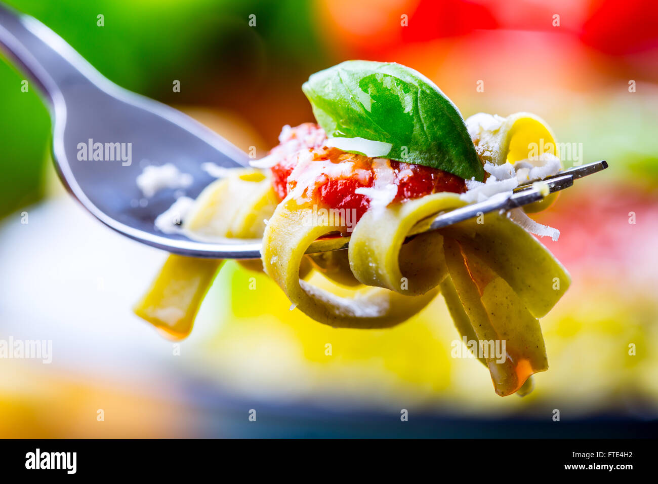 Les pâtes. Une cuisine italienne et méditerranéenne. Pâtes Pâtes à la