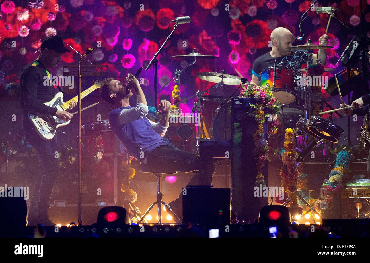Brit Awards Show à la 02 Arena de Londres. Avec : Chris Martin, Coldplay Où : London, Royaume-Uni Quand : 24 Oct 2016 Banque D'Images