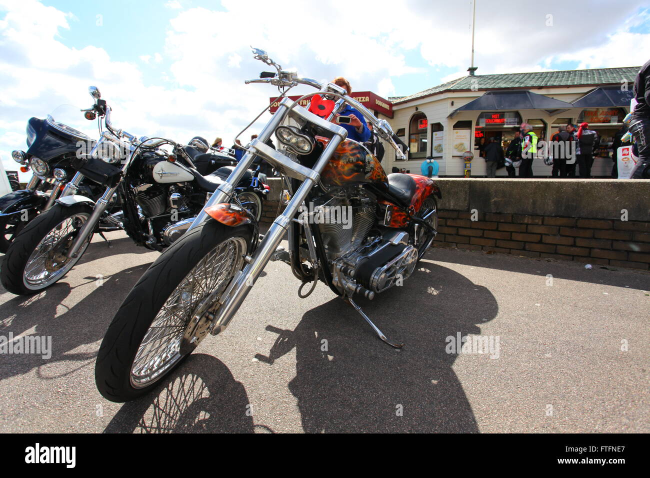 Southend on Sea, Royaume-Uni. 28 mars, 2016. Le Southend annuel Shakedown rallye moto sur front de Southend. Les motocyclistes de l'Ace Cafe, North Circular Road, Londres à Southend. Penelope Barritt/Alamy Live News Banque D'Images