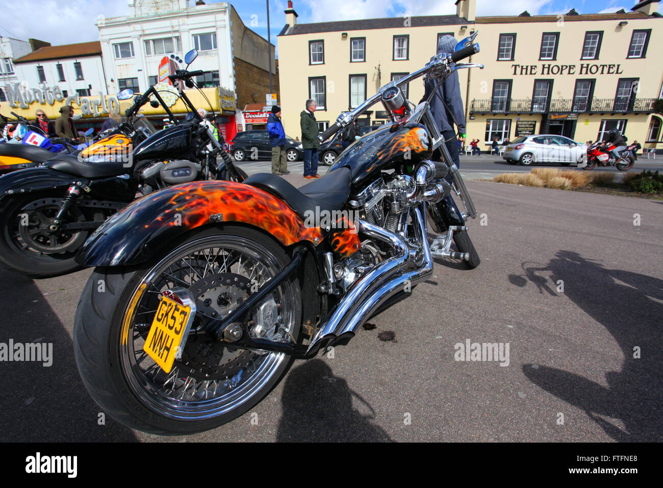 Southend on Sea, Royaume-Uni. 28 mars, 2016. Le Southend annuel Shakedown rallye moto sur front de Southend. Les motocyclistes de l'Ace Cafe, North Circular Road, Londres à Southend. Penelope Barritt/Alamy Live News Banque D'Images