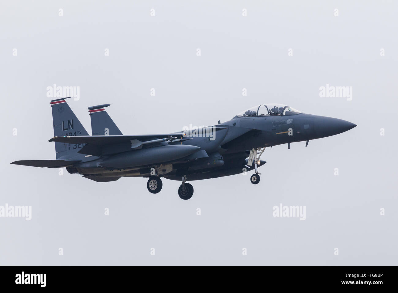 USAF F-15E à partir de la 494FS sur finale à Lakenheath Banque D'Images