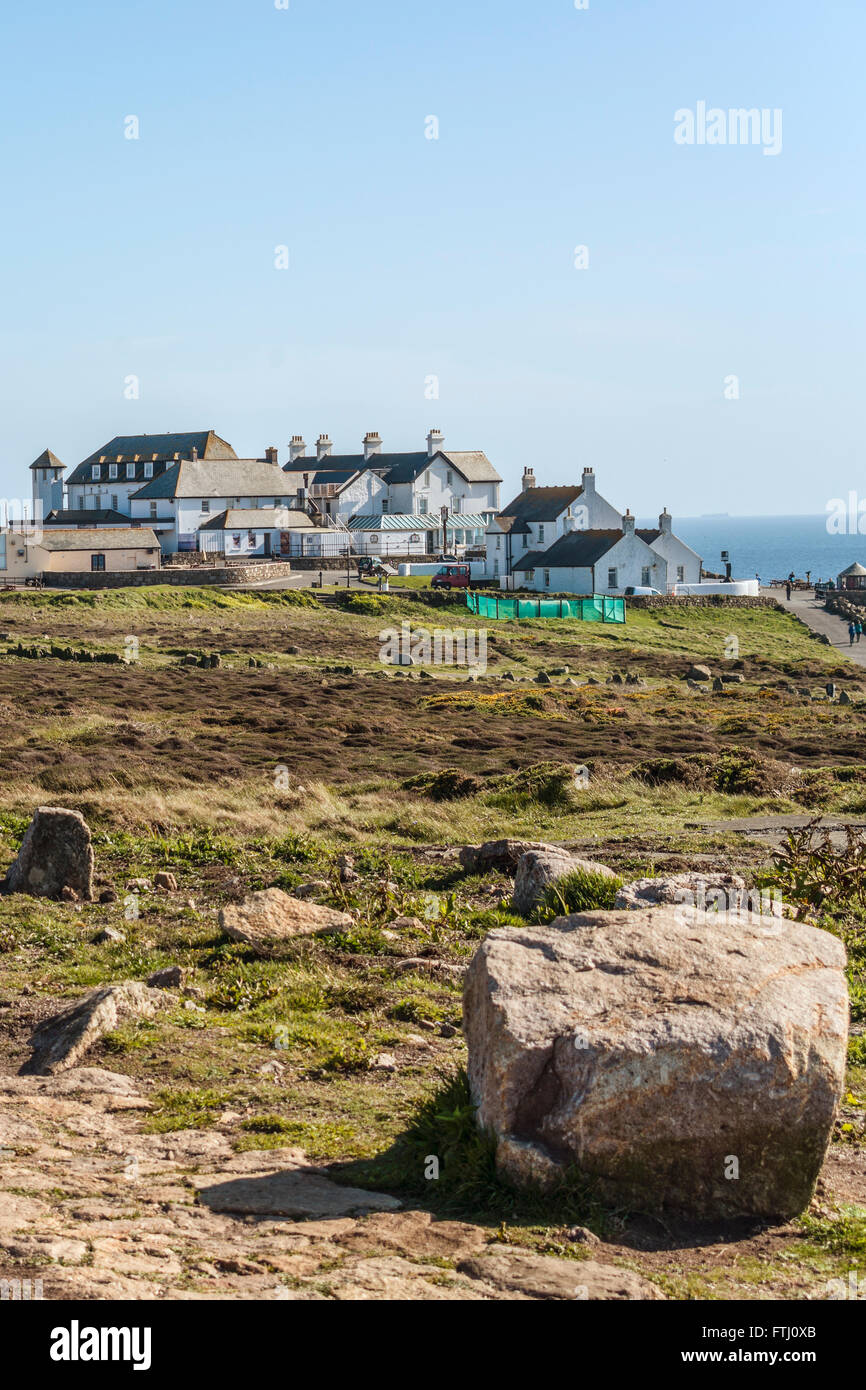 Paysage côtier pittoresque à Lands End, Cornwall, Angleterre, Royaume-Uni Banque D'Images