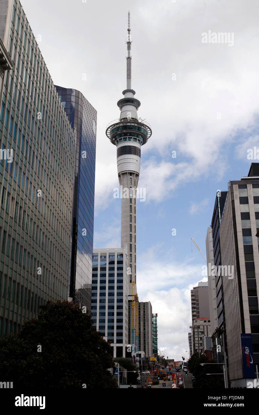 La Sky Tower à Auckland, Nouvelle-Zélande Banque D'Images