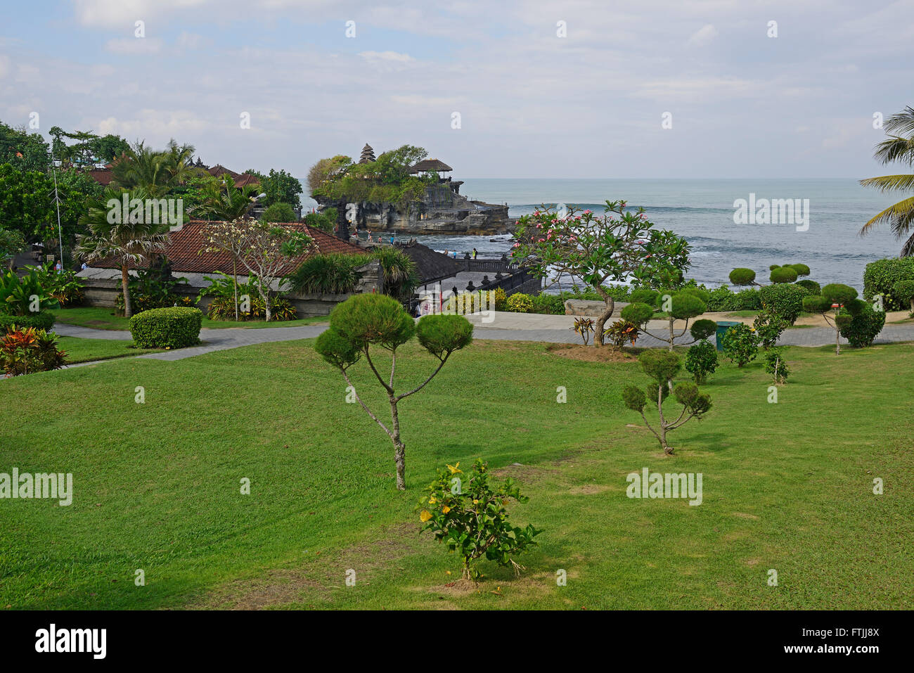 Garten vom Meerestempel Pura Tanah Lot, Bali, Indonesia Banque D'Images