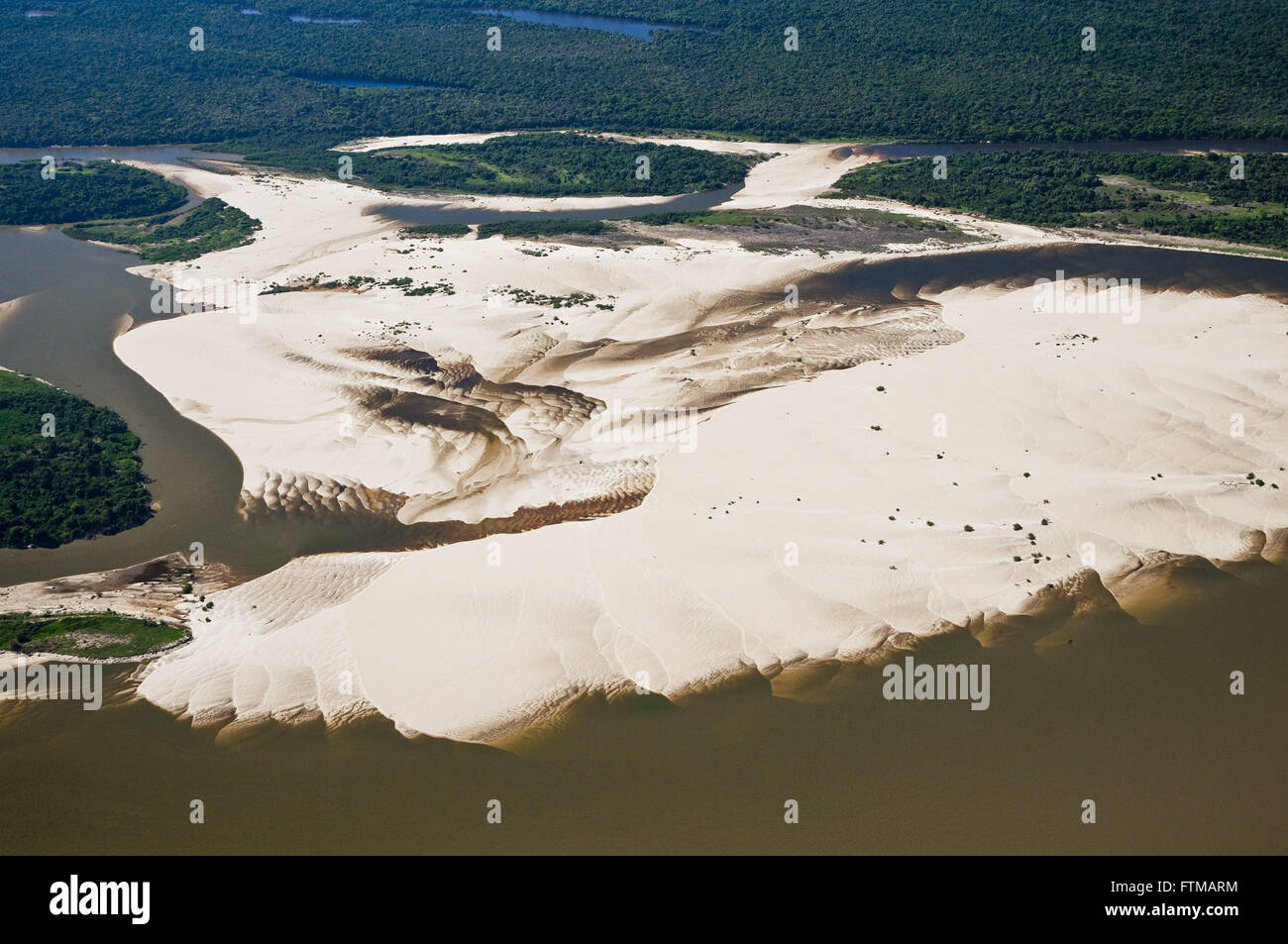 Vue aérienne du parc d'État de Rio Araguaia - Cantao Banque D'Images