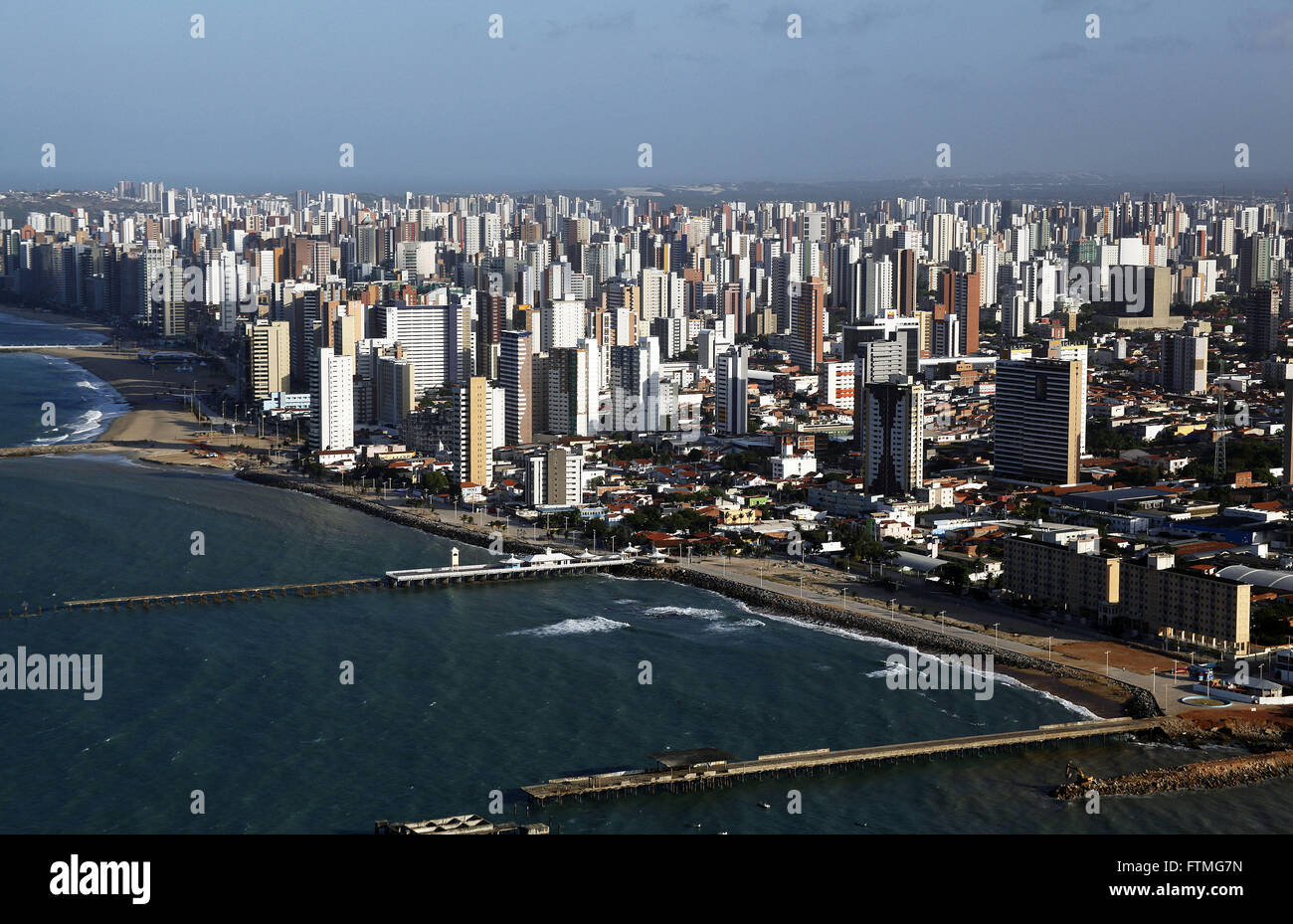 Vue aérienne de la promenade de l'Avenue Beira Mar à Fortaleza Banque D'Images