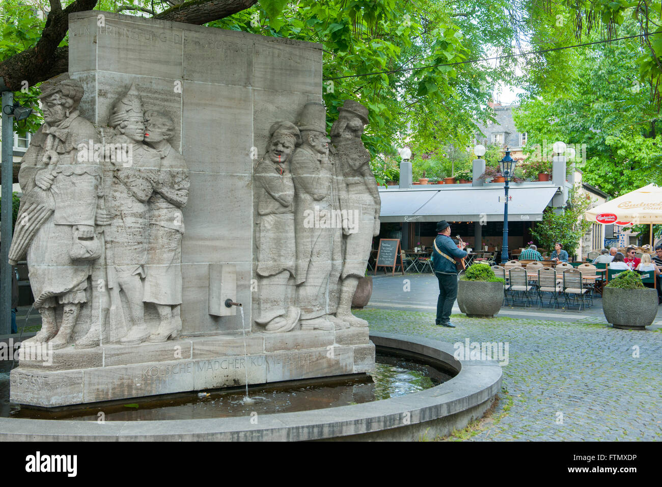 Köln, Quartier Altstadt-Nord, Willi-Ostermann Ostermann-Brunnen-Platz, Banque D'Images