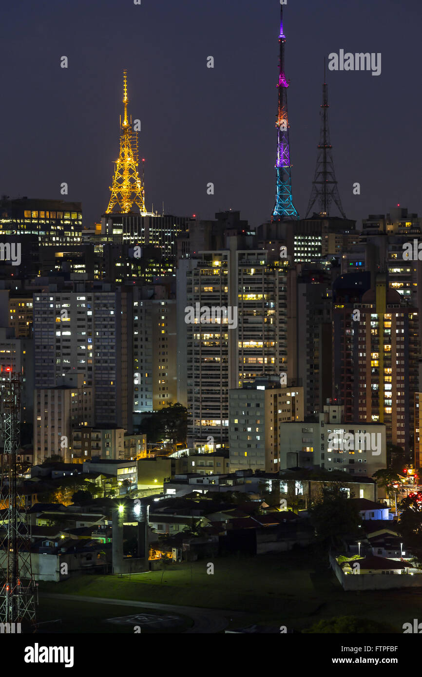 Vue de nuit de la région de l'Avenue Paulista Banque D'Images